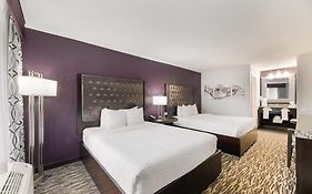 Clarion Inn & Suites Across From Universal Orlando Resort